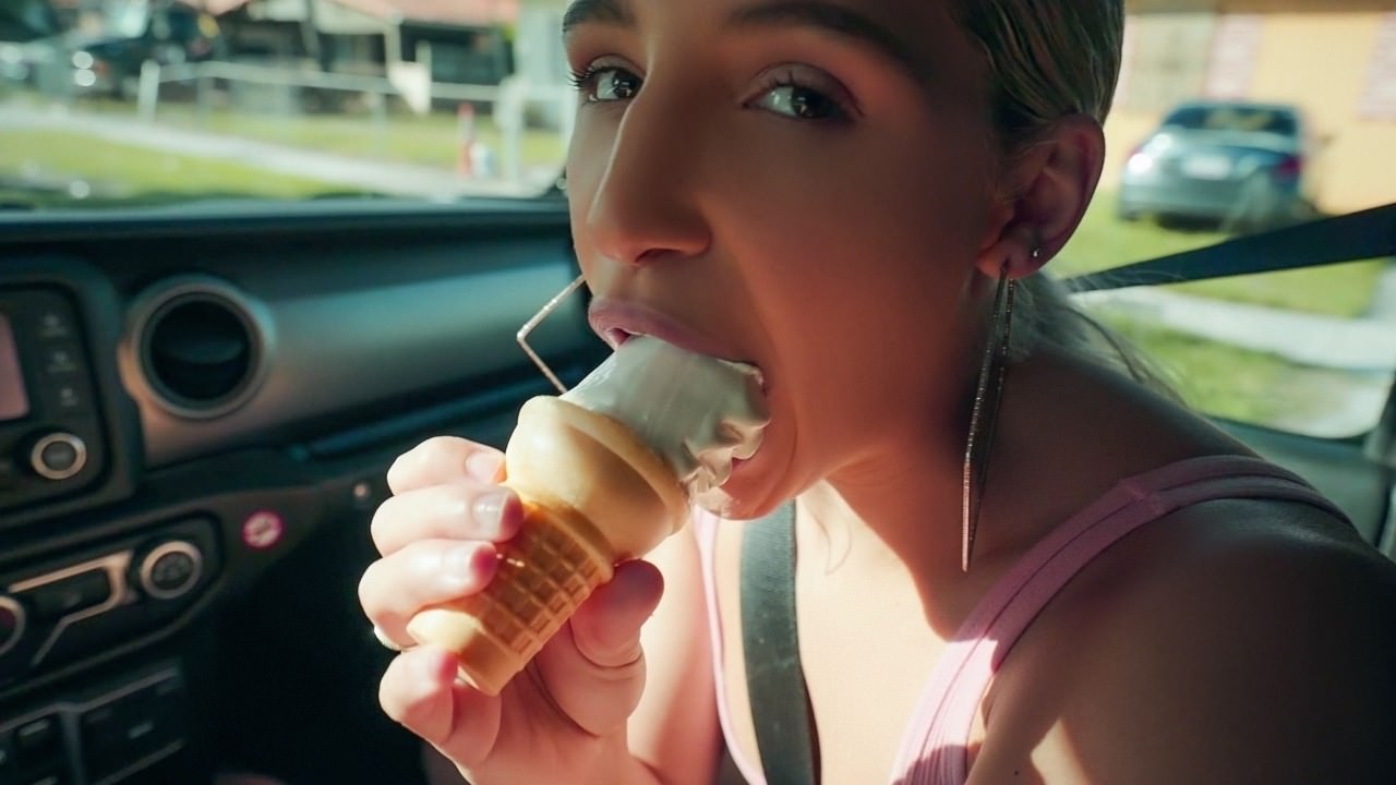 We All Scream For Ice Cream (Peter Green, Abella Danger) [Mofos]