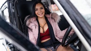 [FemaleFakeTaxi] Sofia Lee (Anal Gaping on the Backseat / 02.28.2021)