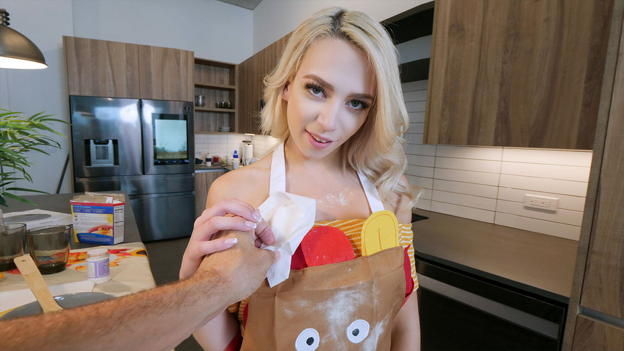 [DadCrush] Madison Summers (One Thankful Daddy / 11.27.2021)
